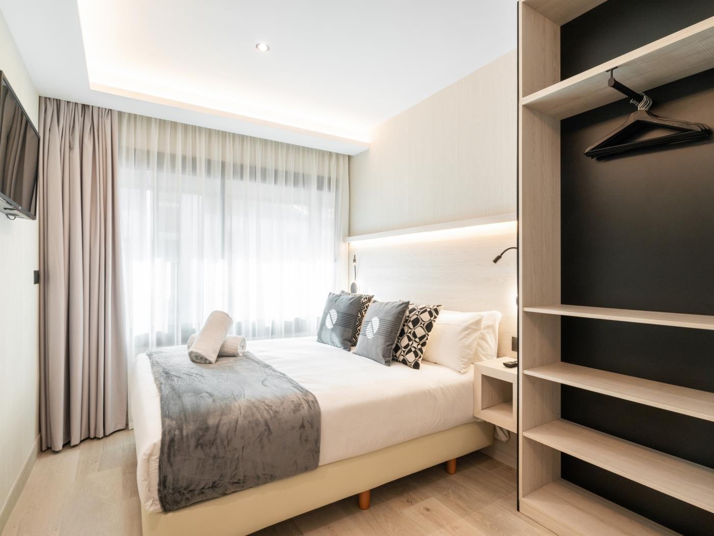 Dobo Madrid SB204